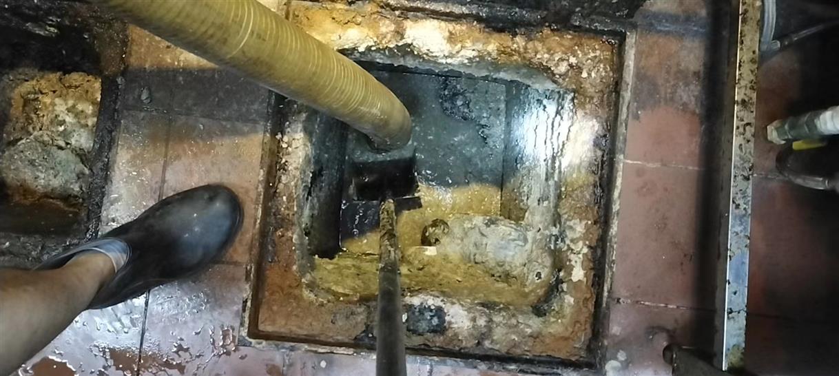 柞水污水池清理一般都有毒气，怎么预防中毒呢？