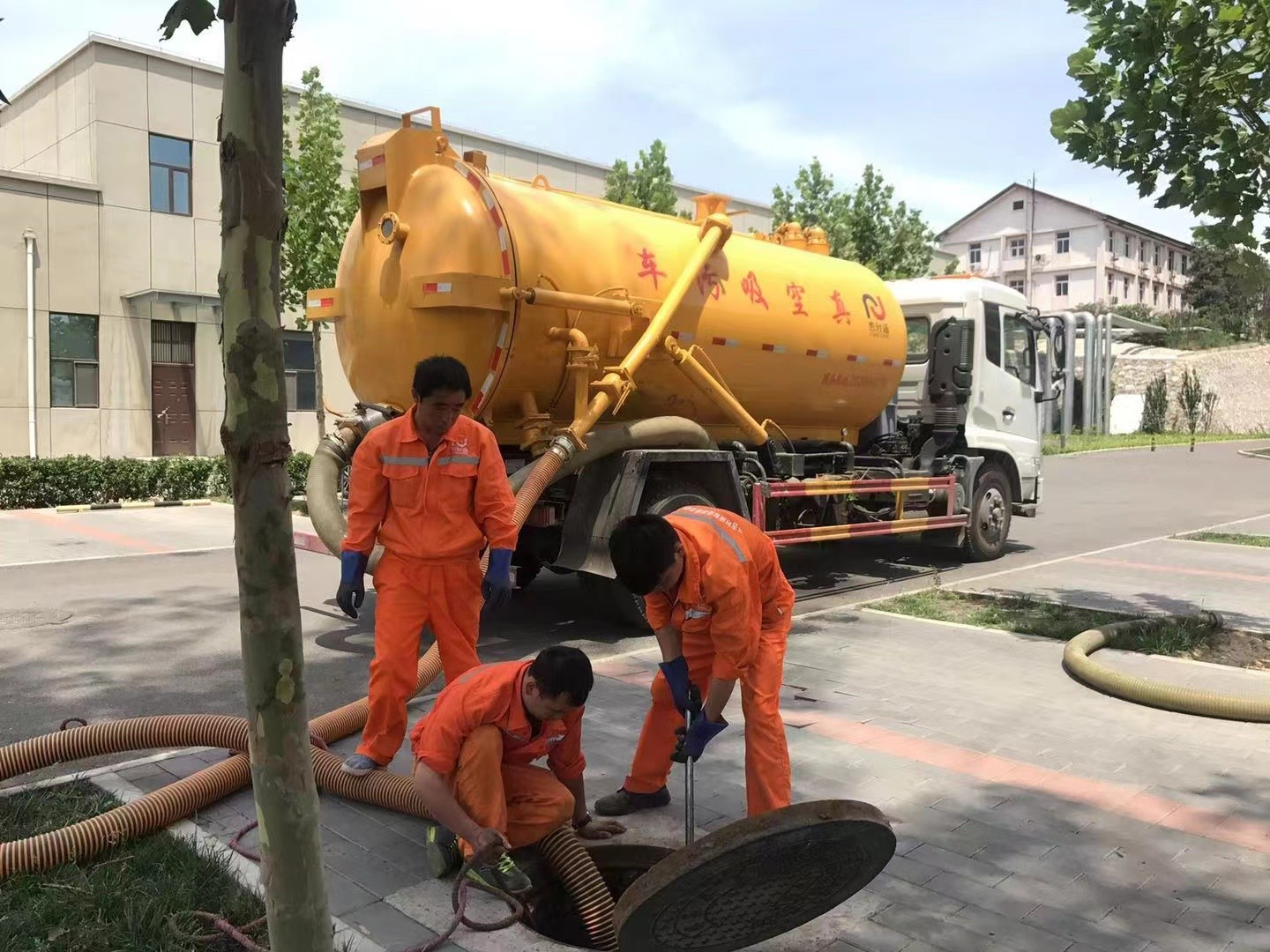 柞水化粪池清理与5-8吨吸粪车施工效率分析
